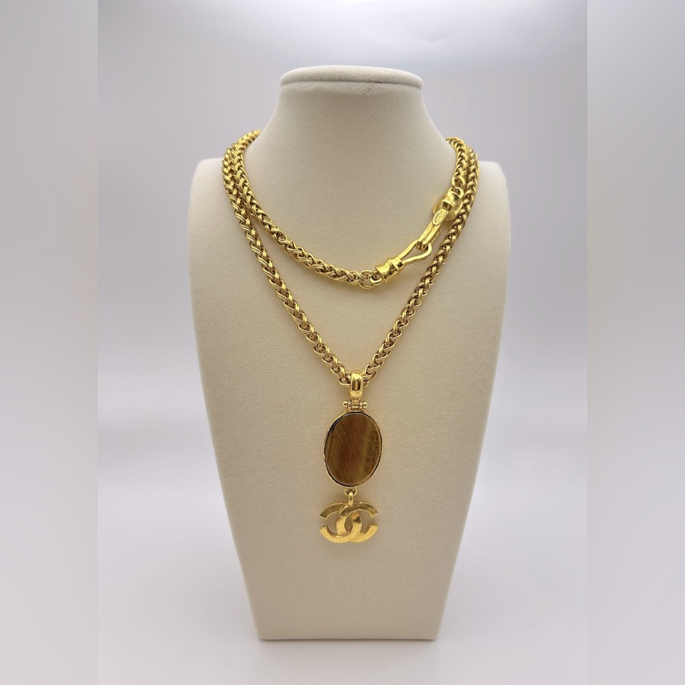 Rare Chanel Vintage Coco Mark Tiger Eye Oval Necklace Gold Plated with Box